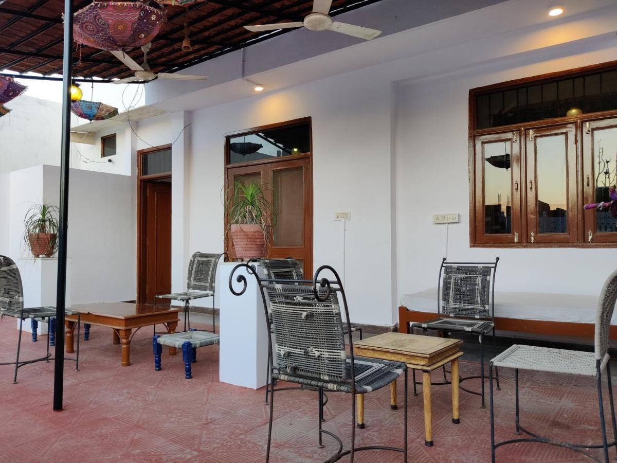 The Karauli Villa By Le Pension Stays Jaipur Exterior foto